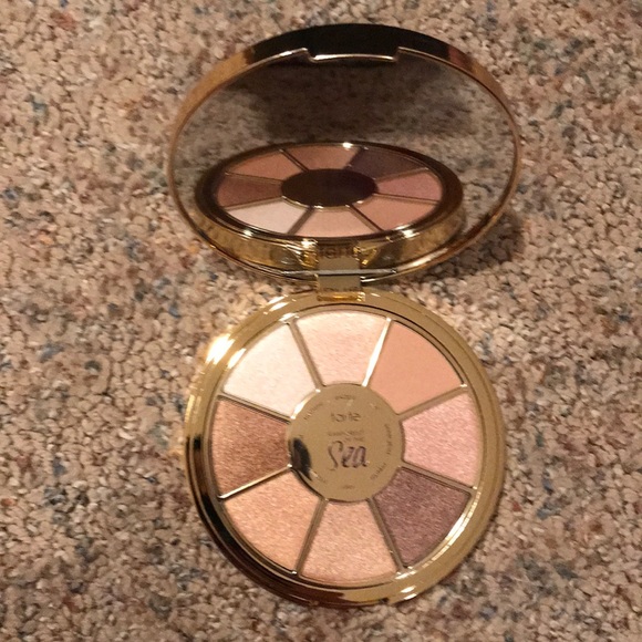 tarte Other - Tarte Rainforest of the Sea Volume III Palette